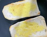 Gambar langkah 4 resipi Kaya Toast.