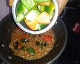 உருளைக்கிழங்கு, குடைமிளகாய் கறி.. ரெசிபி ஸ்டேப் 8 புகைப்படம்