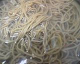 A picture of step 5 of Soba Noodles With Pork and Green Onion.