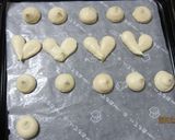 A picture of step 7 of French Meringues.