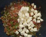 Foto del paso 5 de la receta: Queso panela a la mexicana