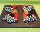 Foto del paso 5 de la receta: Piquillos rellenos de torta del casar