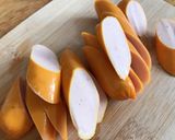Hình bước làm 1 của món Canh Rau Tần Ô & Xúc Xích Pháp Xông Khói