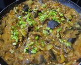 Foto del paso 7 de la receta: Berenjenas🍆champiñones🍄y cebollas🧅entomatadas🍅🌶️🍛🍱🍲🍚