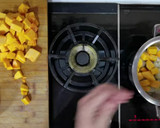 Foto del paso 3 de la receta: Crema de calabaza y castañas