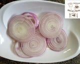 A picture of step 2 of Onion rings.