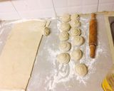 A picture of step 5 of Cinnamon chapati.