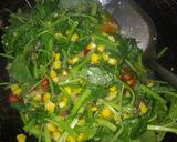 Foto langkah ke 6 dari resep Oseng Jagung bayam.