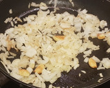 Foto del paso 3 de la receta: Risotto de arroz Arborio y variado de Setas con toque de Vermut