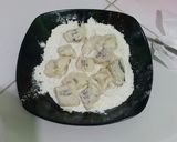 Foto langkah ke 5 dari resep Ikan Kriuk Dadakan tanpa Telur.