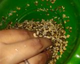 A picture of step 2 of Moong bhajiya.