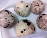 A picture of step 2 of Blueberry Bagels.