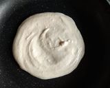 A picture of step 4 of Mix veg rava uttapam.
