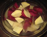 A picture of step 1 of Honey Flavored Daigaku-imo (Deep-Fried & Caramelized Sweet Potatoes).