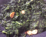Foto del paso 4 de la receta: Espinacas esparragadas con huevo🍃🥚🥖