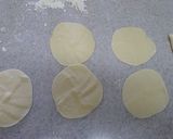 A picture of step 4 of Rose Shaped Steamed Bread.