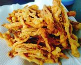 Foto langkah ke 6 dari resep Jamur enoki goreng.