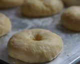 Foto langkah ke 9 dari resep Donat Menul Praktis.