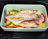 Foto del paso 4 de la receta: Lubina al horno