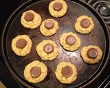 A picture of step 4 of Reese's Peanut Butter Cup Cookies.