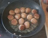 Foto del paso 4 de la receta: Albóndigas con salsa de cebolla y tomate
