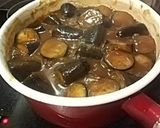 A picture of step 7 of Easy & Delicious! Aubergine and Minced Meat Curry.