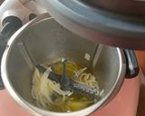 Foto del paso 2 de la receta: Tortilla de patatas y espinacas con Thermomix