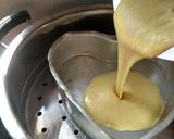 A picture of step 2 of Besan dhokla.