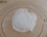 A picture of step 2 of Koppepan, School Lunch Bread Rolls.