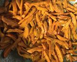 A picture of step 4 of Raw Turmeric Pickle.