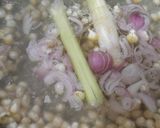 Foto langkah ke 2 dari resep Bening Kelor Jagung sat set.