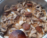 Foto del paso 4 de la receta: Puré de champiñones y calabaza con alubias y chorizo
