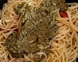 Foto del paso 4 de la receta: Espaguetis con pesto genovés y tomates cherry
