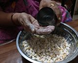A picture of step 2 of Crispy Corn (healthy starter).