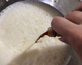 Foto del paso 2 de la receta: Bizcochuelo marmolado 🍫