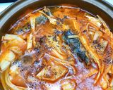 Hình bước làm 5 của món CÁ HỘP KHO MĂNG (món ngon dễ làm)