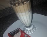 A picture of step 4 of Dolgona coffee.