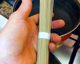 Foto del paso 7 de la receta: Fideos soba en salsa de ostras con langostinos y curry madrás