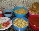 A picture of step 1 of Dhaba style chana chaat.