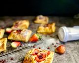 صورة لخطوة 4 من وصفة فطائر بف بستري حلوه سهله وسريعه🍓🍯