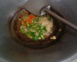 Foto langkah ke 3 dari resep Oseng ikan klotok jagung manis.