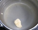 A picture of step 2 of Easy Egg Drop Gyoza Soup.
