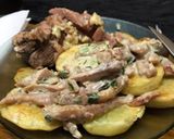 Foto del paso 2 de la receta: Carne al horno casi rellena😂 con papas al horno con crema 😍