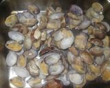 A picture of step 5 of Rich Kombu Seaweed Flavour Manila Clam Miso Soup.