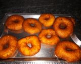 A picture of step 5 of Medu vada with sambhar and coconut chutney.