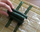A picture of step 4 of Flower-decorated Sushi For Hinamatsuri (Girls' Day).