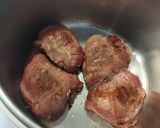 Foto del paso 1 de la receta: Carrillada en salsa