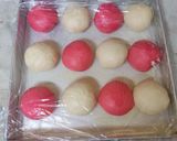 Foto langkah ke 4 dari resep Roti Sobek Kukus Merah Putih (Tanpa Telur).