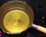 A picture of step 1 of Easy Simmered Bite-Sized Koya Dofu.