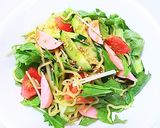 A picture of step 4 of Vegetable Packed Chinese-Style Ramen Noodle Salad.